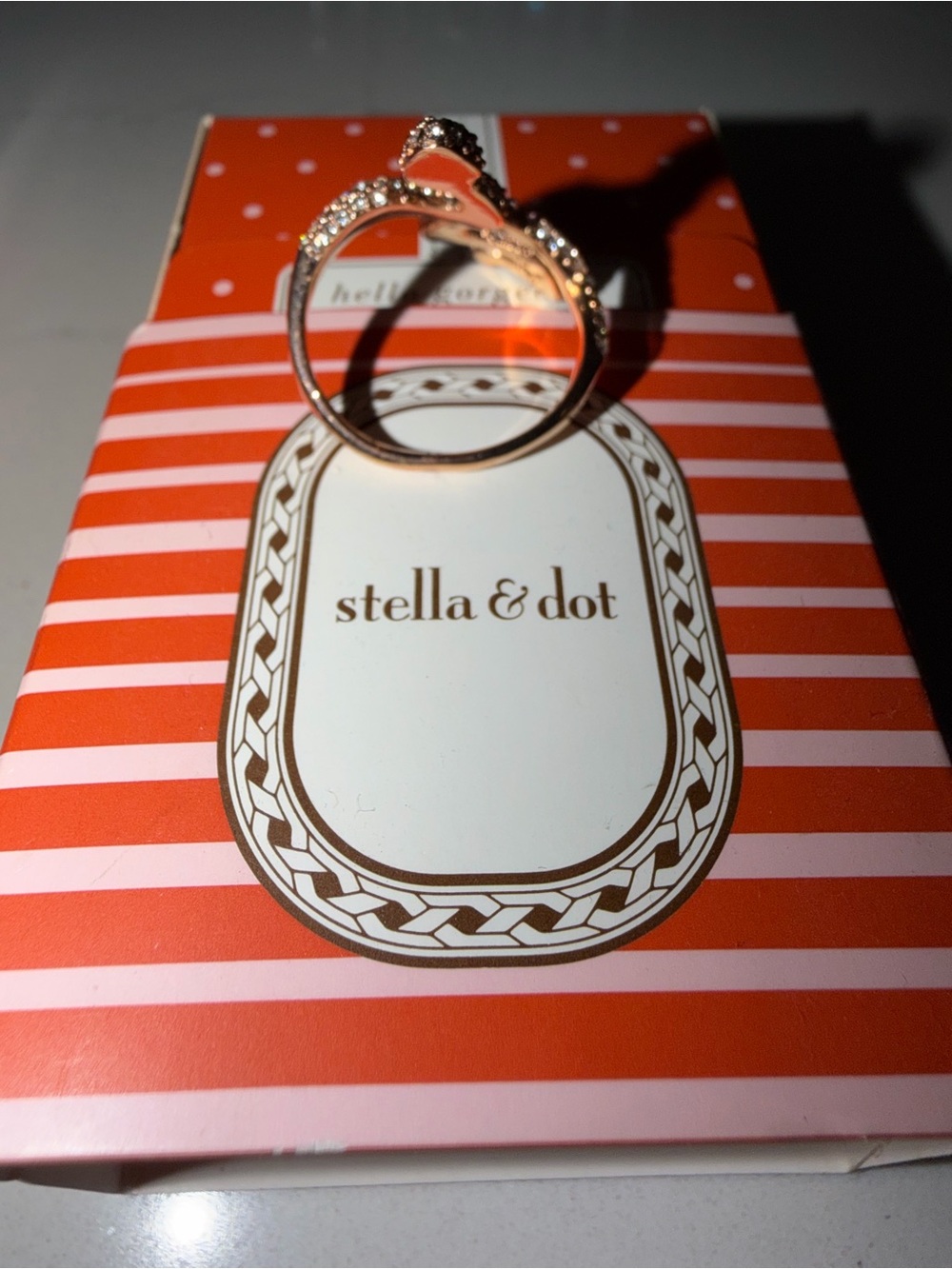 Accessory Identification - Picture 4 of 4